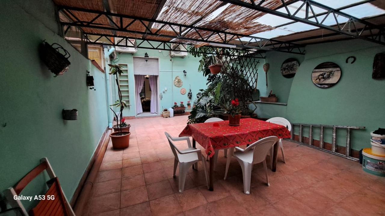 Aurora E Dad Center Guest house Naples